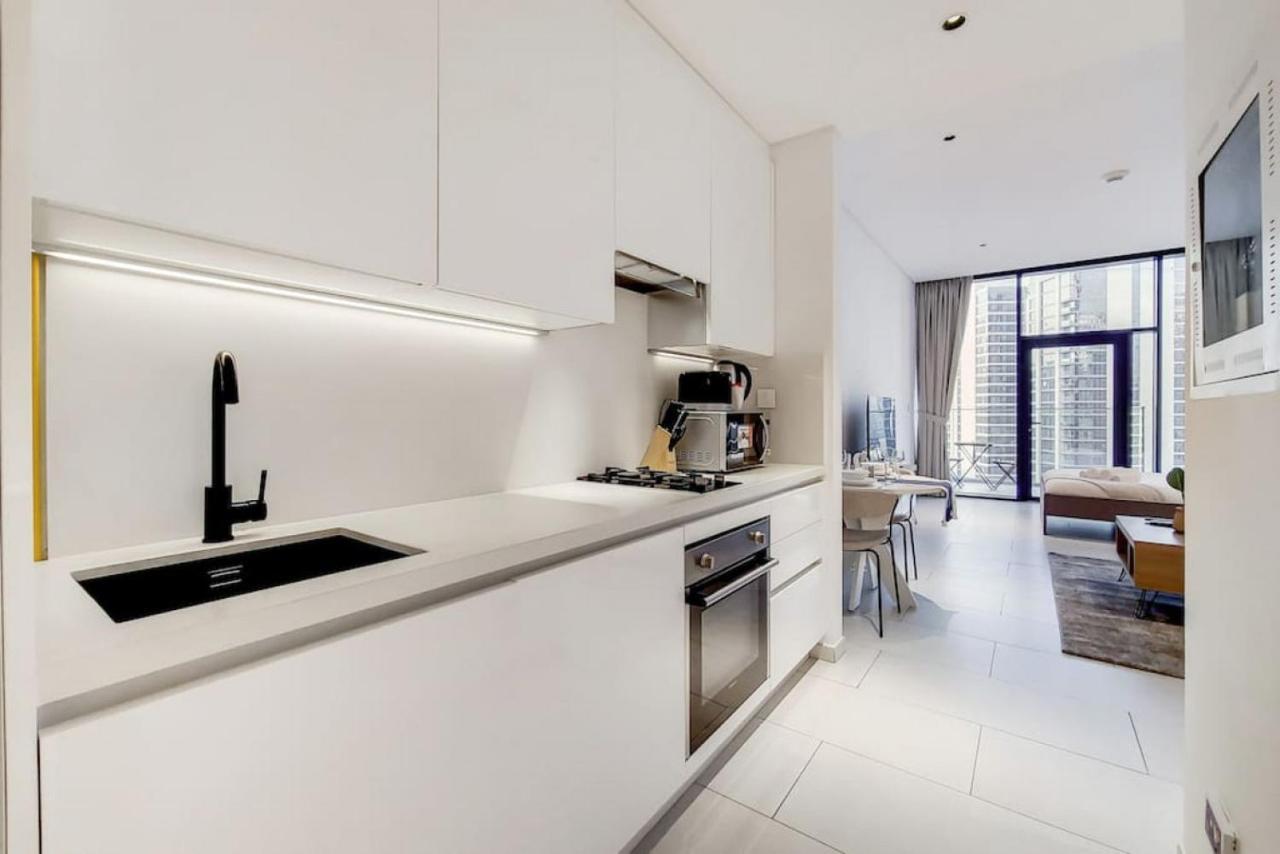 Marquise Square Tower, Business Bay - Bright Appartement