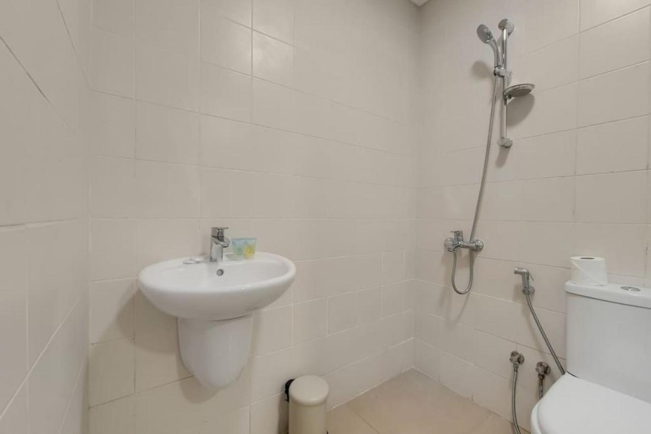 Sparkle Tower 1, Marina - Bright Two Bedroom * Dubaï