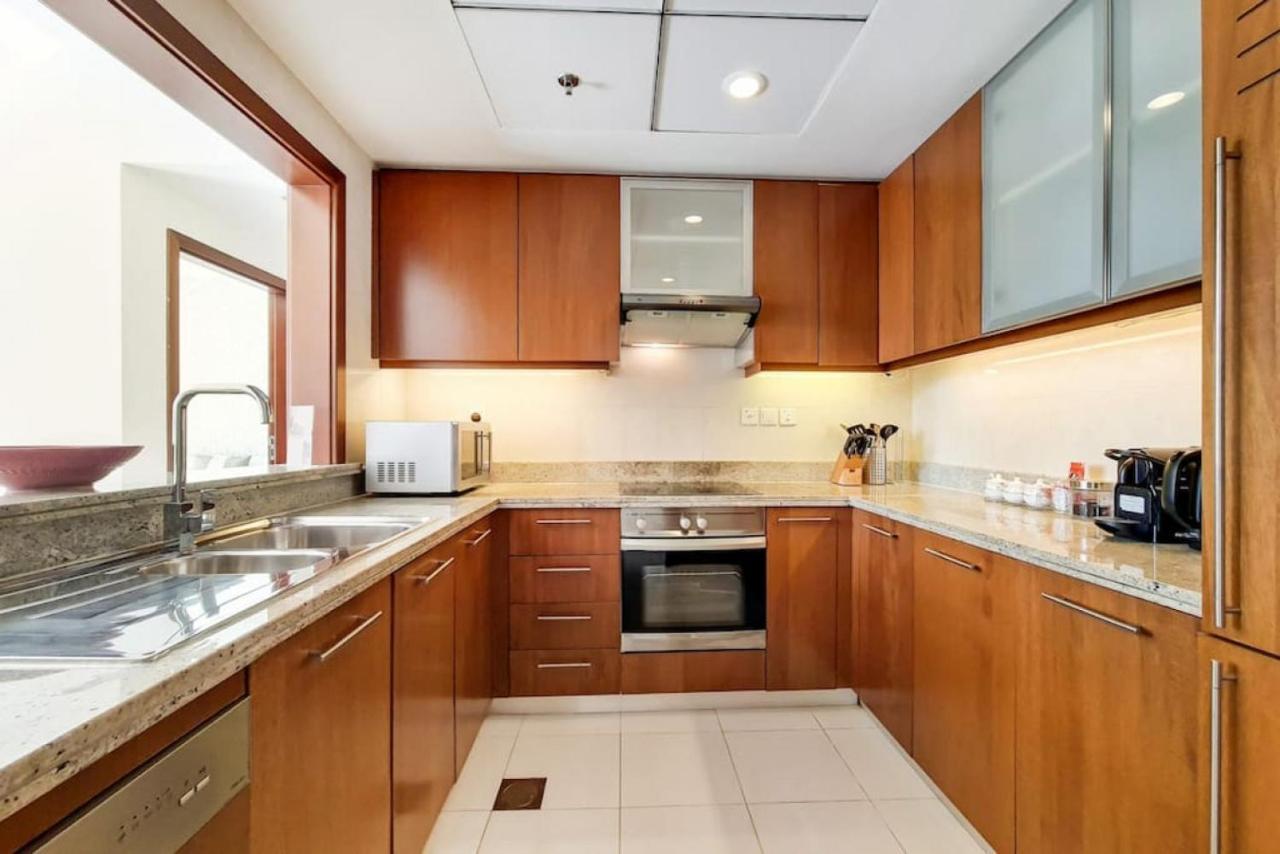 Standpoint A, Downtown - Contemporary One Bedroom * Dubaï