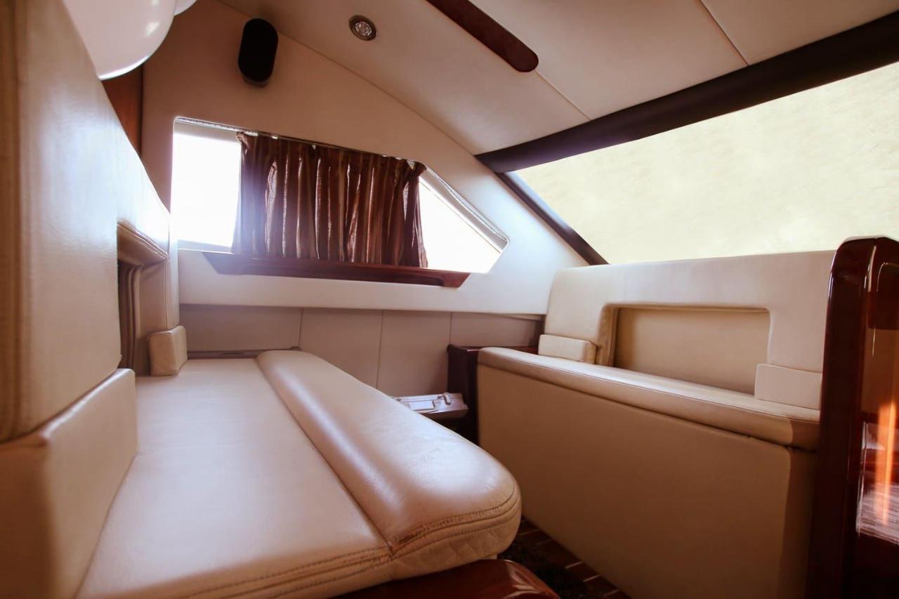Båthotell Luxury Yachts - Harbour Dubai