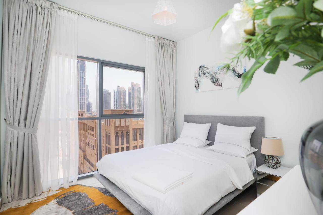Luxurious 2 Bedroom + Maid With Burj Khalifa View Appartamento