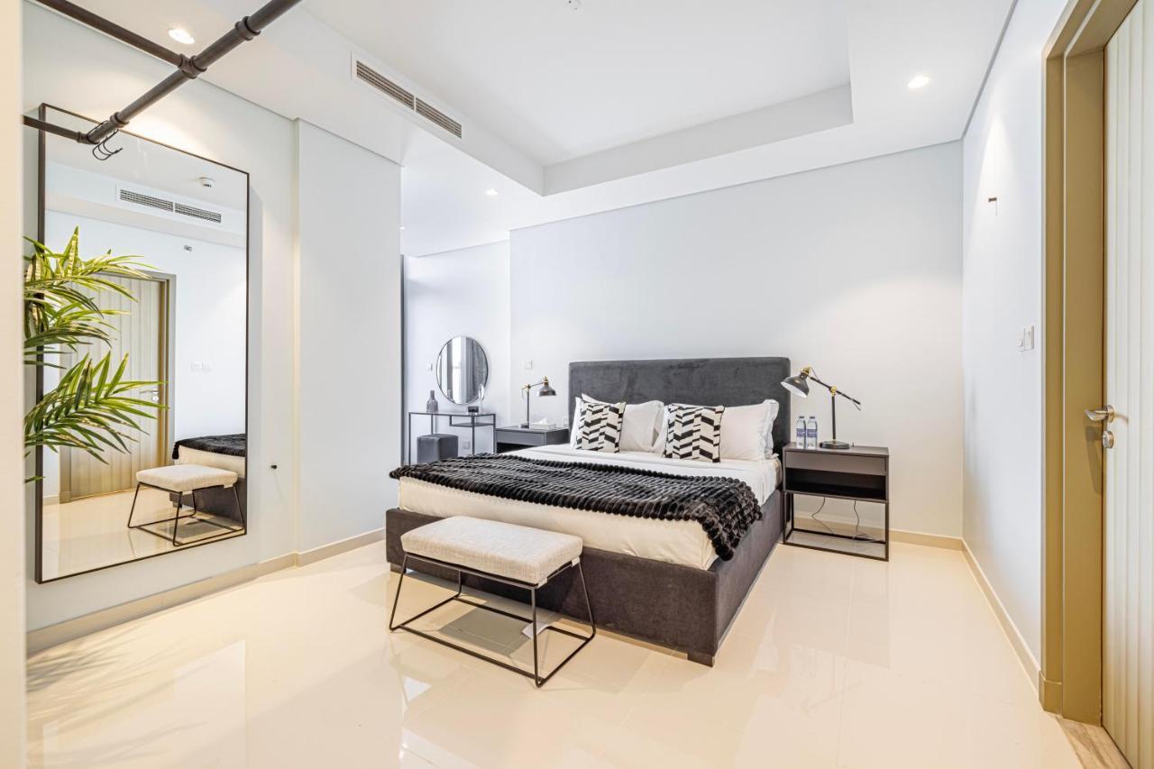 Daniels Burj Khalifa View 2br In Paramount Midtown * Dubai