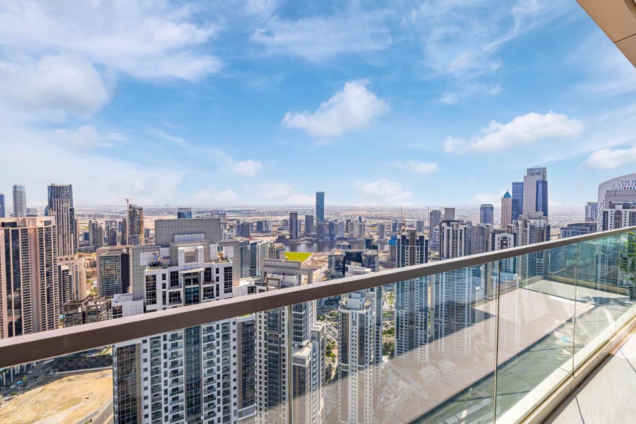 Daniels Burj Khalifa View 2br In Paramount Midtown Apartment Dubai