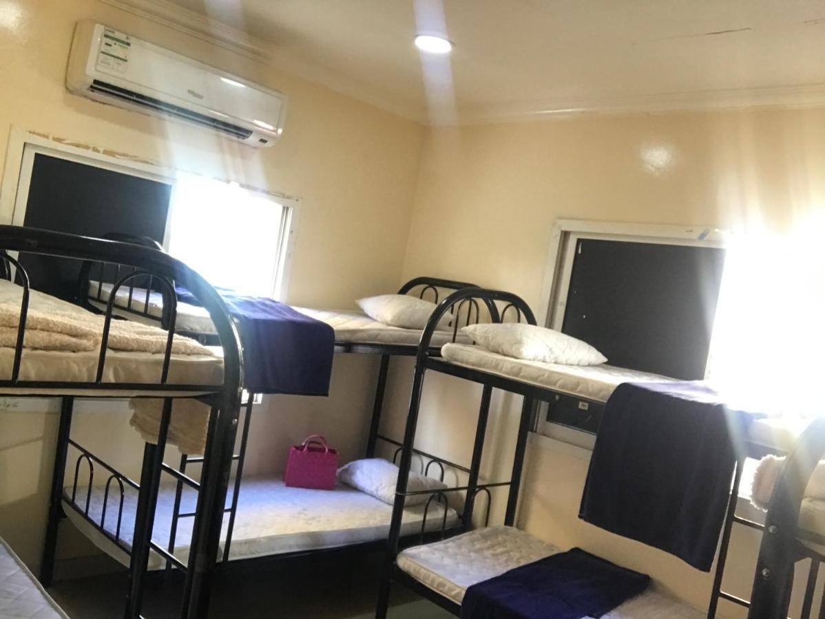 Travelers Hostal Dubái