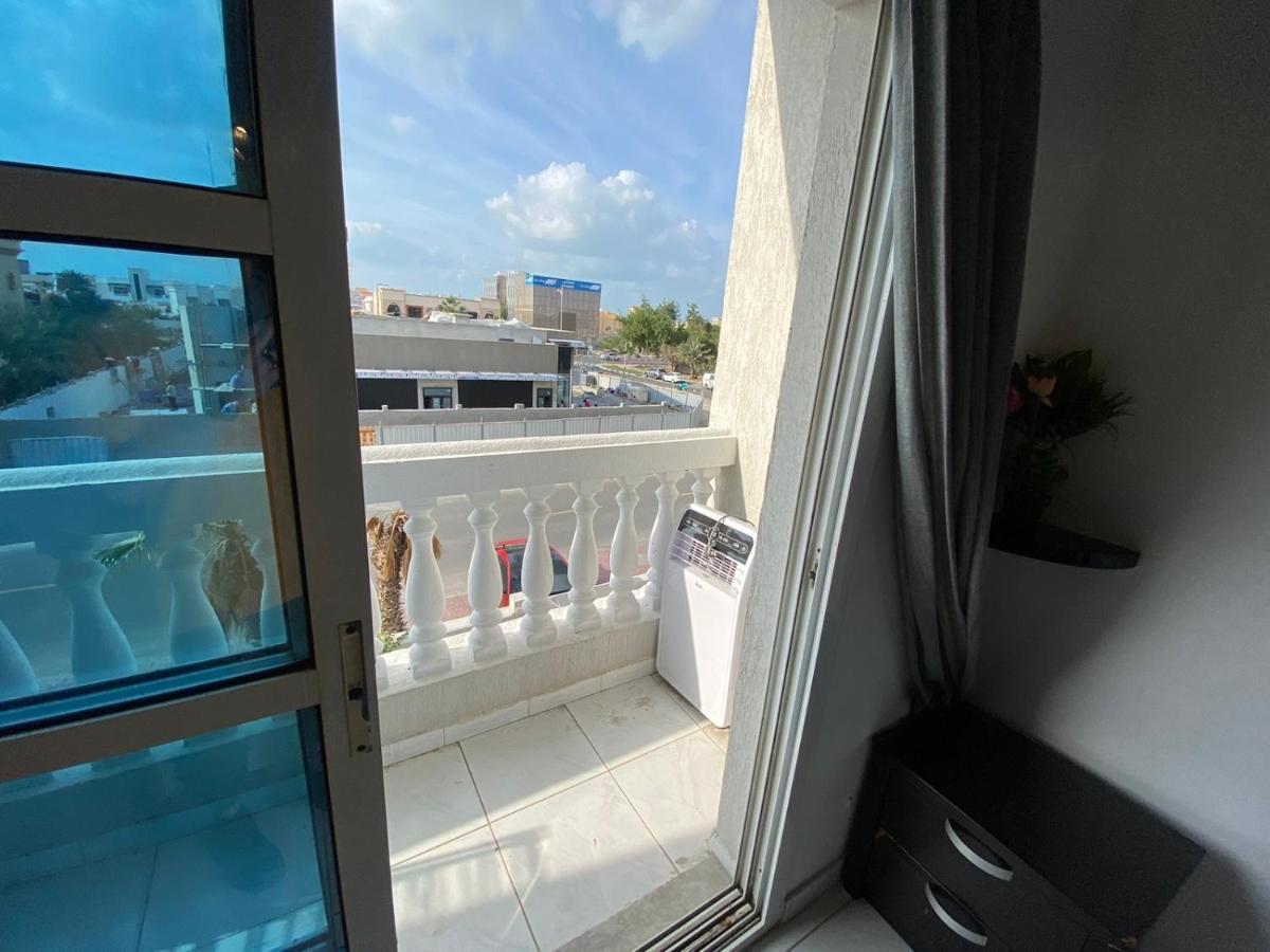 Comfortable Private In Compound Housing * Dubaï