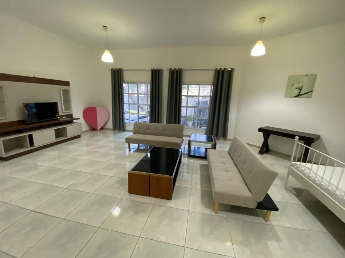 Comfortable Private In Compound Housing * Dubái