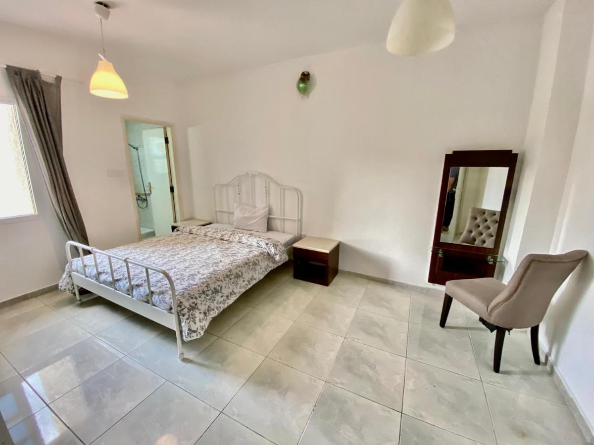 Comfortable Private In Compound Housing Maison d'hôtes Dubaï
