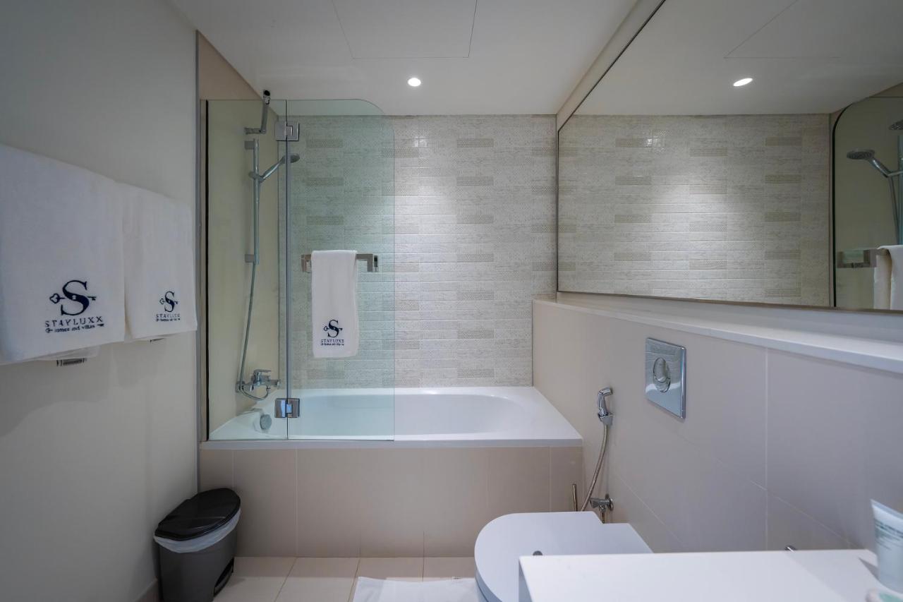 Appartement Glamorous 3br With Marina View *