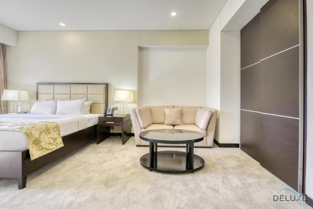 Upscale At The Address Residences Marina By Deluxe Homes