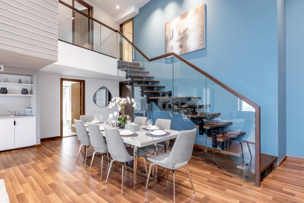 Lejlighed Ultra Luxury Jbr Duplex Penthouse - Free 5 Star Access Dubai