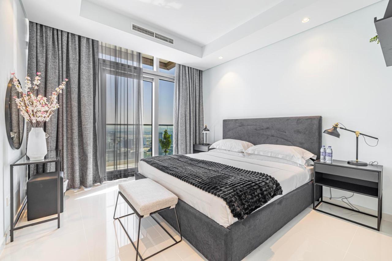 Apartment Daniels Burj Khalifa View 2br In Paramount Midtown