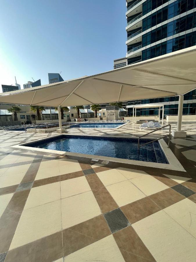 Bay Central- Marina Dubai, One Bed Appartement