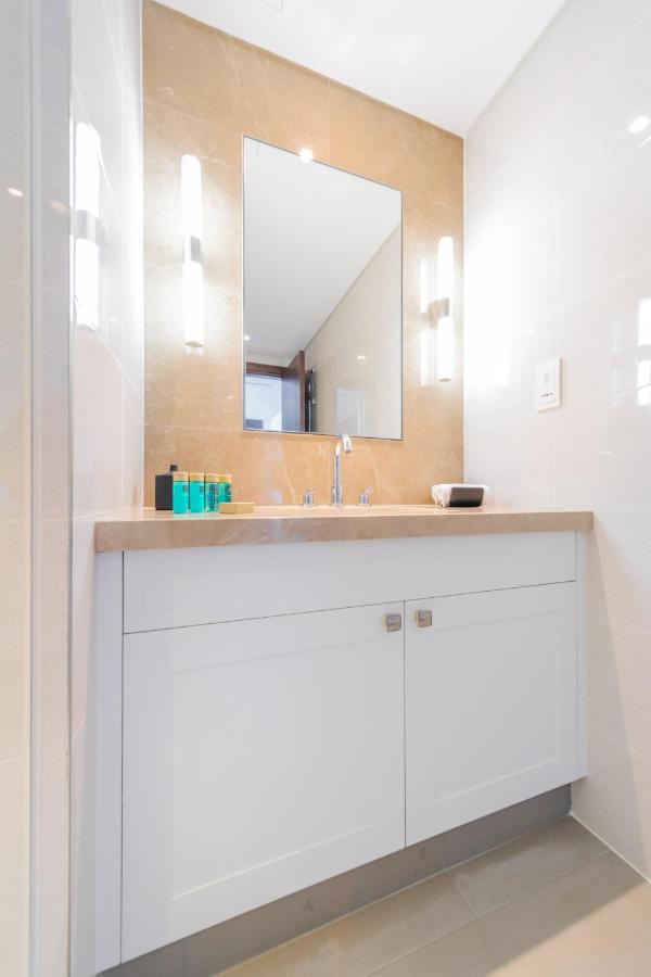 Eden's Homes & - Opera Grand Appartamento Dubai