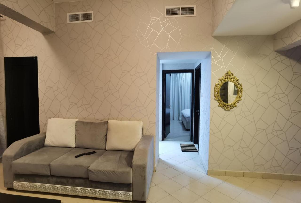 For Family & Friends 2 Bhk In Marina *