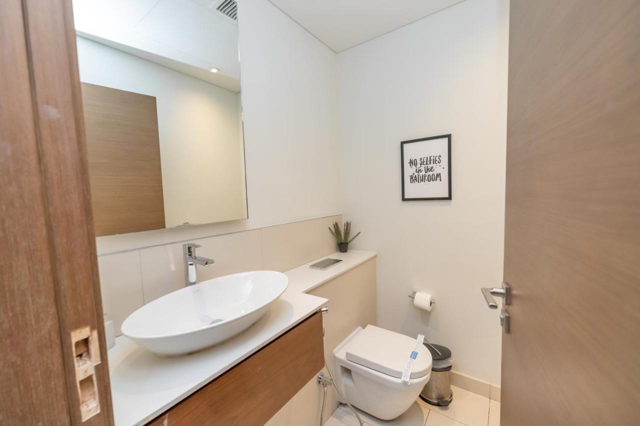 Fam Living Walk - Opposite Walk Mall - 2a Apartamento