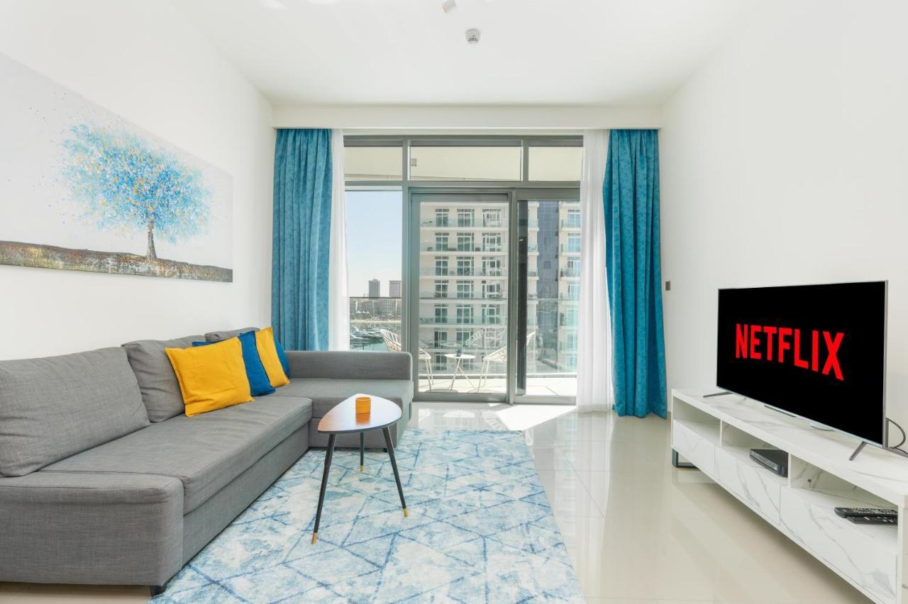 Vacay Lettings - Private Access -emaar Beachfront * Dubái