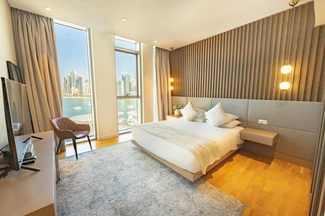 Fam Living - Bluewaters Island Apartemen