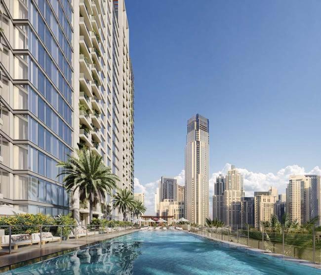 Luxurious 2 Bedroom + Maid With Burj Khalifa View * Dubai