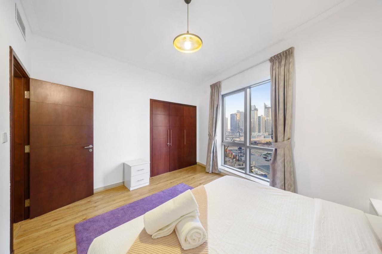 Contemporary & Roomy 2br With Burj Khalifa View Appartement Dubaï