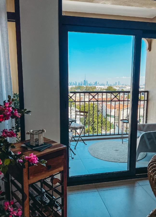 Iconic Views With Balcony Close To The Appartement