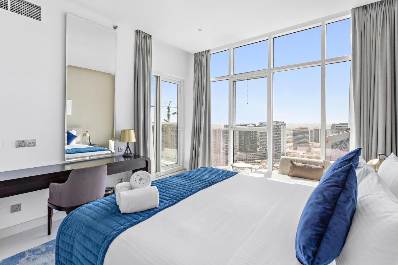 Elegant 1br - Spacious & Luxury - Canal View * Dubái