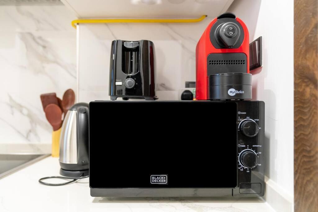 And Cozy Elysee 2 In Jvc - Apartment Dubai