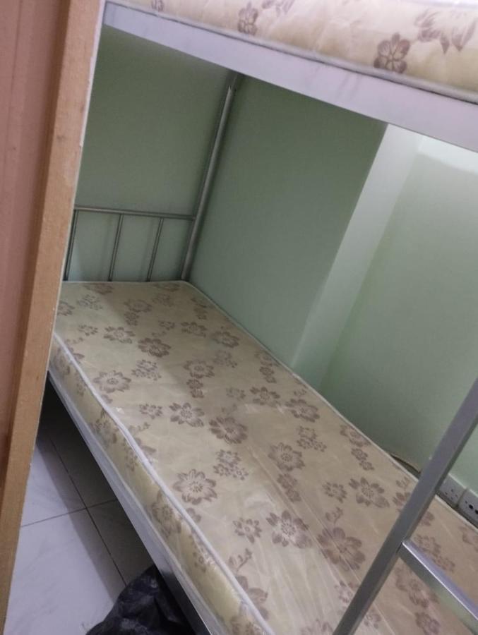 Gasthof Bed Space For Weekly With Other Guests Dubai
