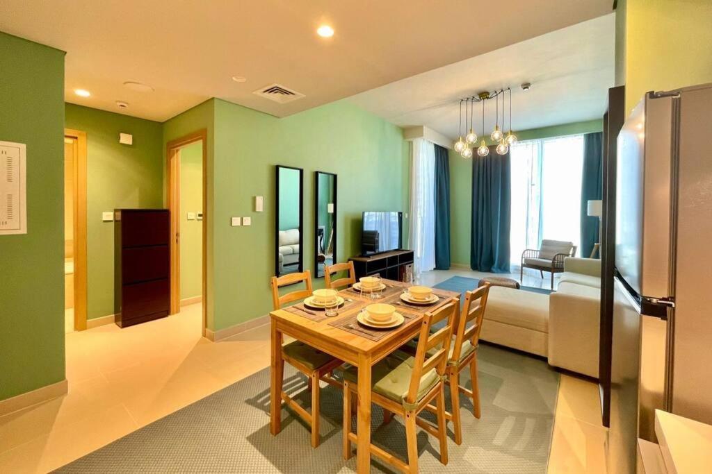 Dar Vacation-stylish & Cozy 1br Apt In Creek Harbour Dubai