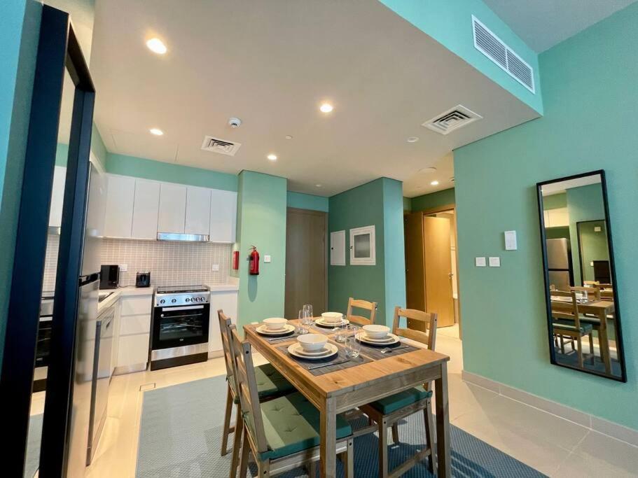 Dar Vacation-stylish & Cozy 1br Apt In Creek Harbour Dubai