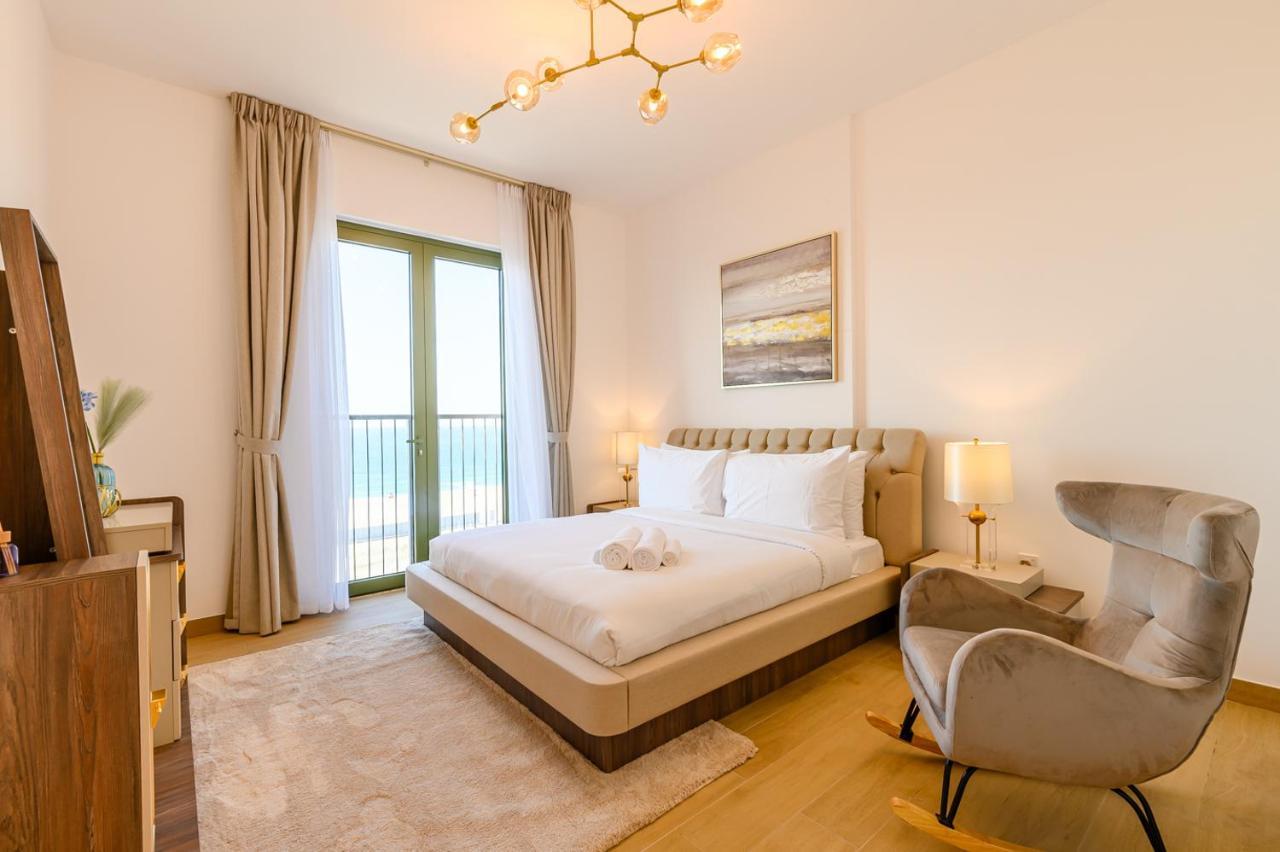 Homes By Al Ghurair - La -