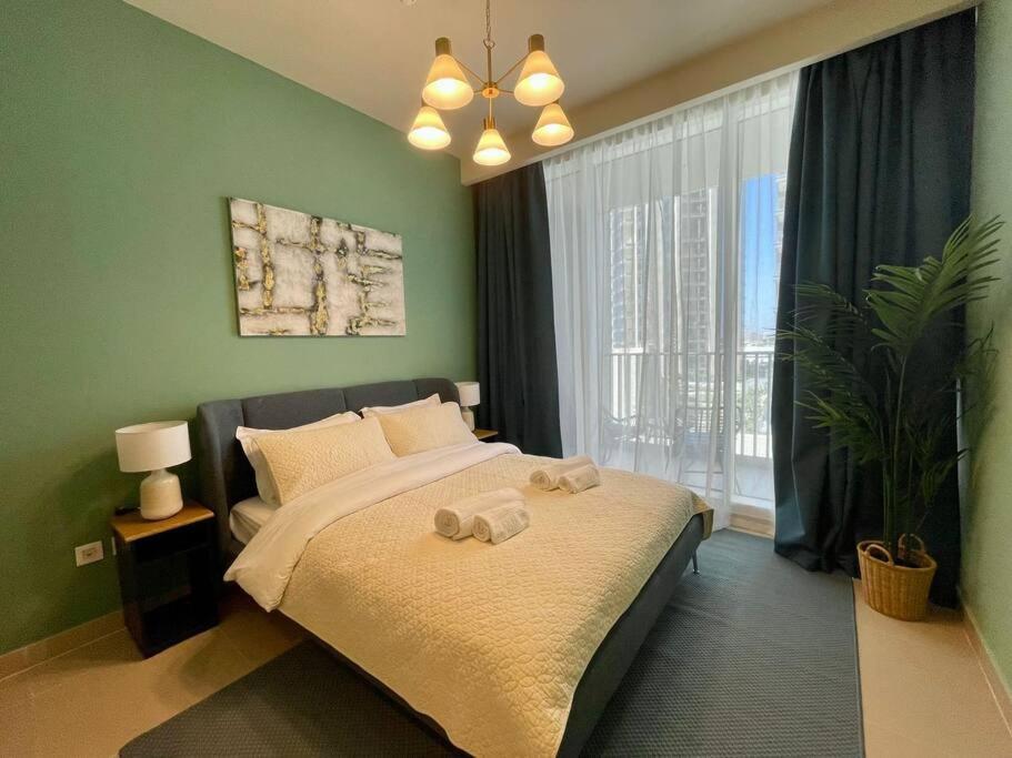 Dar Vacation-stylish & Cozy 1br Apt In Creek Harbour *
