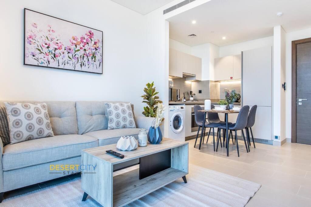 One Bed With Creek Views, Hosted By Desert Appartement *