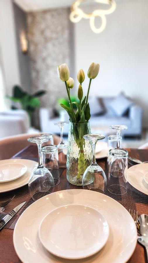 By Latinem Luxury 1br Cvr A2309 Near Burj Khalifa Apartemen Dubai