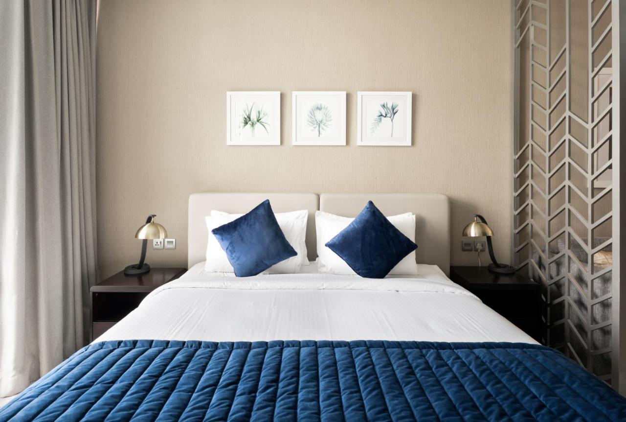 Aliving Stylish At Damam Prive With Balcony And Partial Burj Khalifa View-1315 Apartamento *