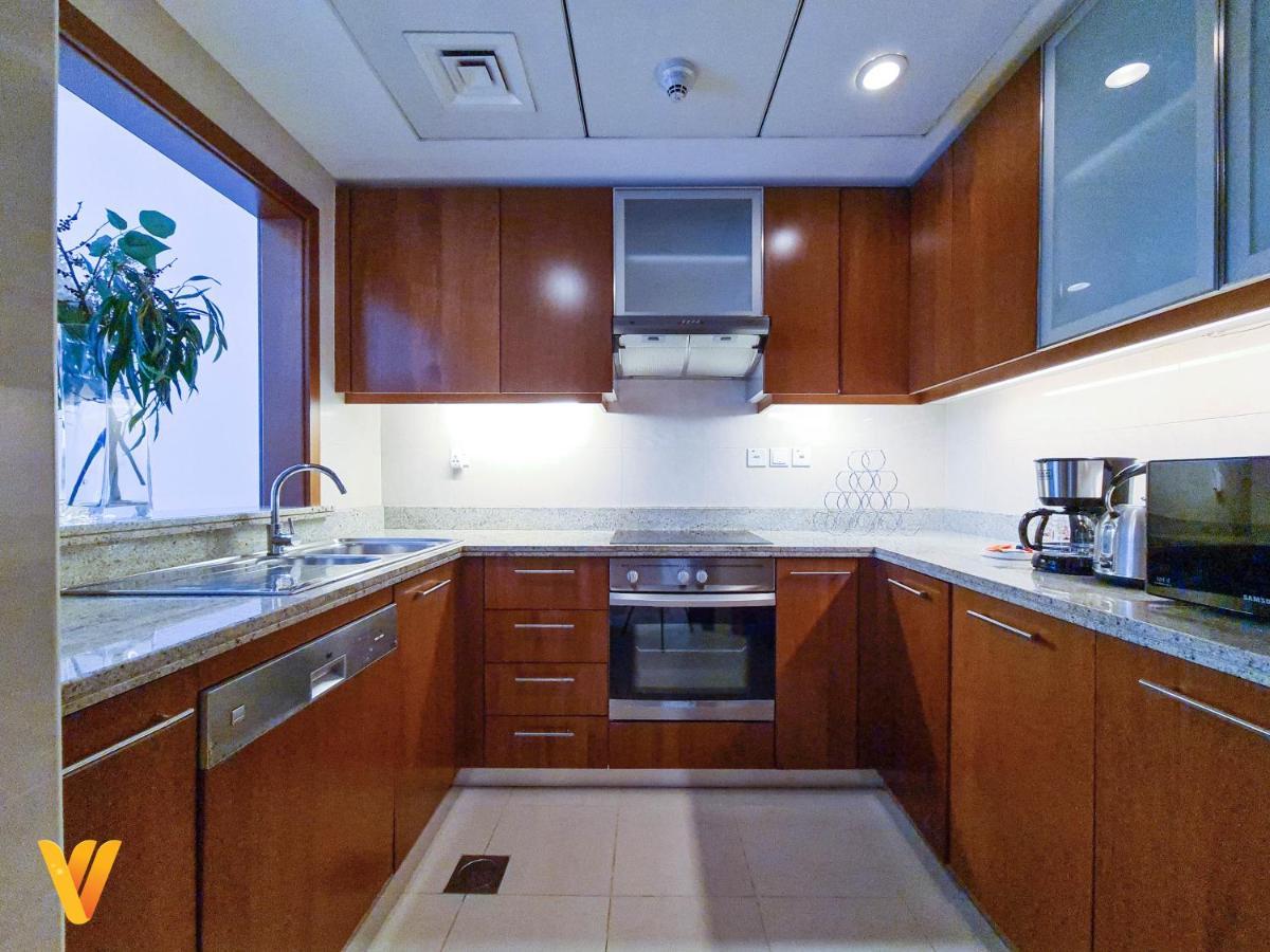 Cozy Urban Oasis 1bedroom Apt At Standpoint Tower Dubaï