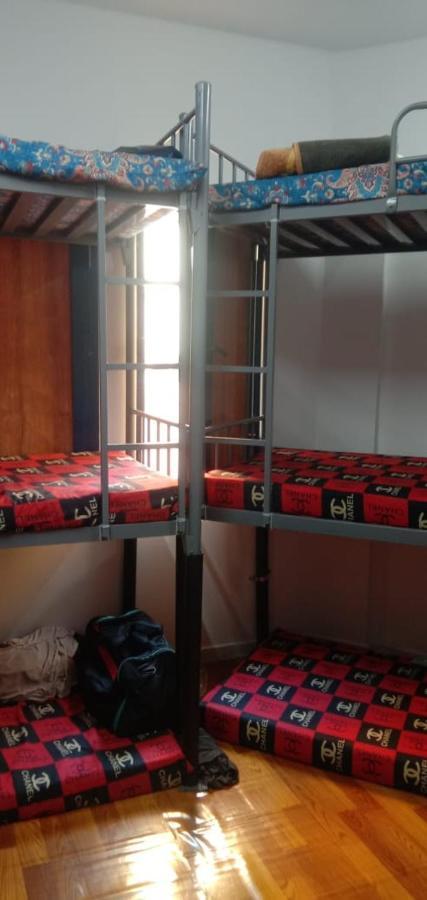 Bed Space For Weekly With Other Guests Gasthof Dubai