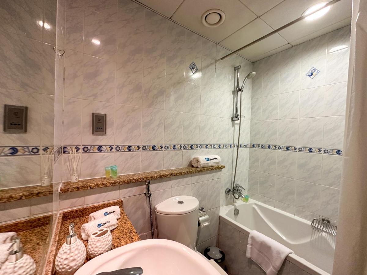 Higuests - Lake-view Studio In Vibrant Area In Jlt * Dubai