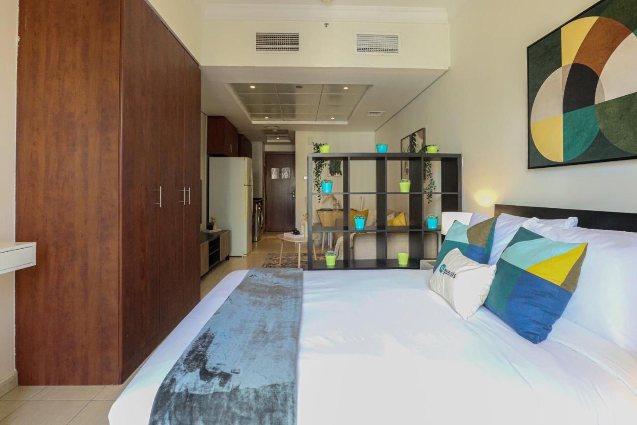 Appartement Higuests - Lake-view Studio In Vibrant Area In Jlt *