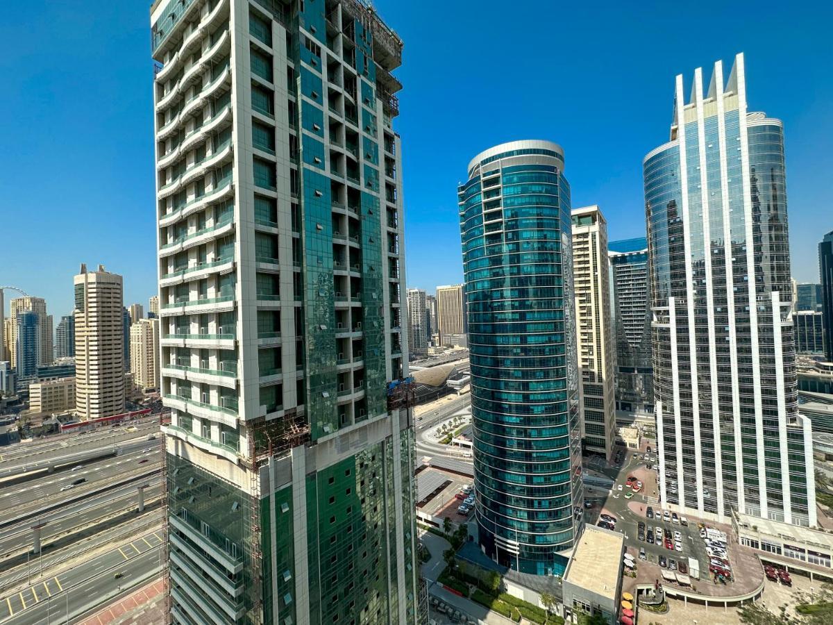 Appartement Higuests - Lake-view Studio In Vibrant Area In Jlt *