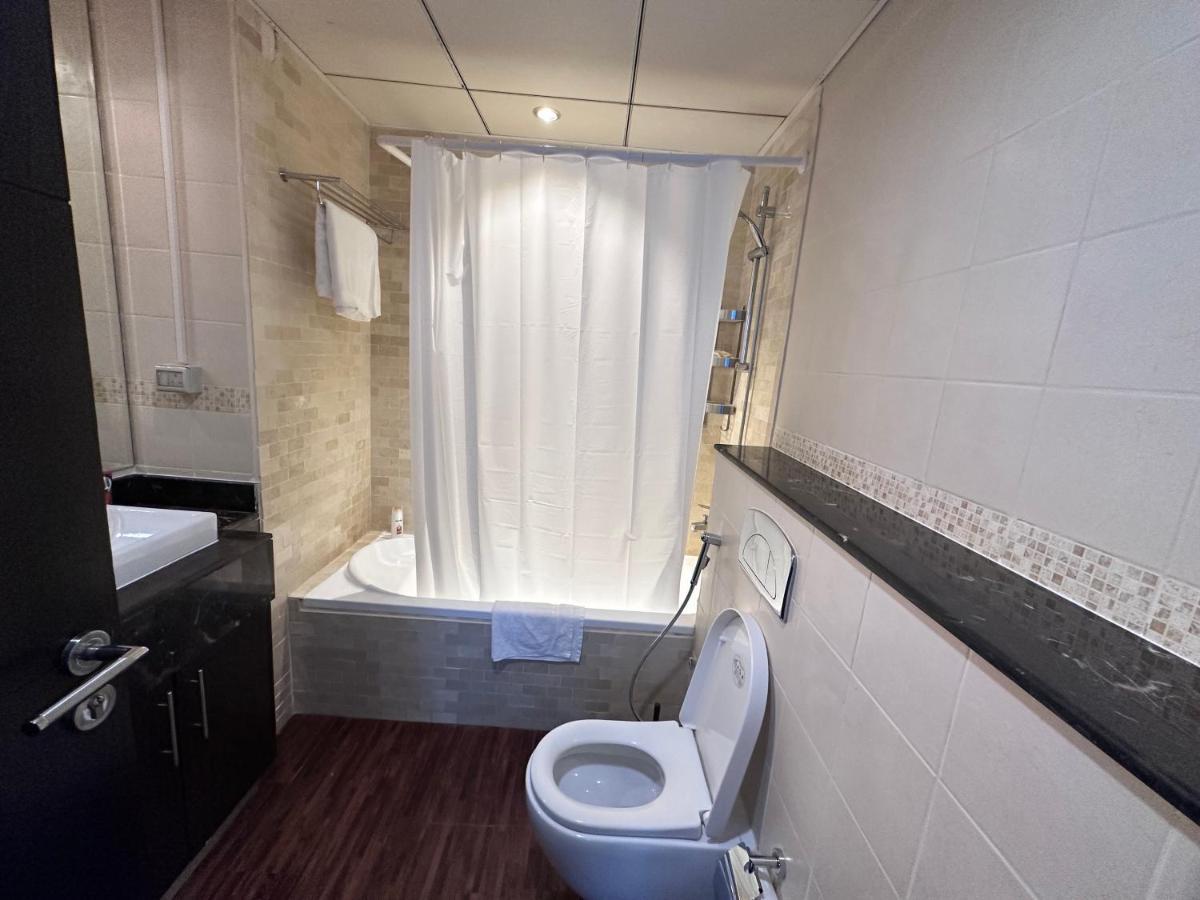 Bay Central- Marina Dubai, One Bed Dubái