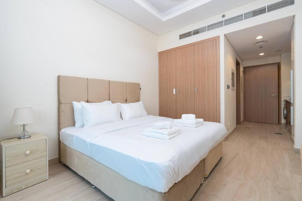 Apartment Cozy Studio In Azizi - Creek Views *