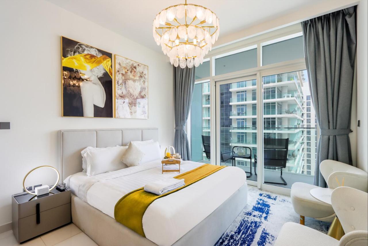 Livbnb - Lush 3 Bedroom With Marina And Skyline Views