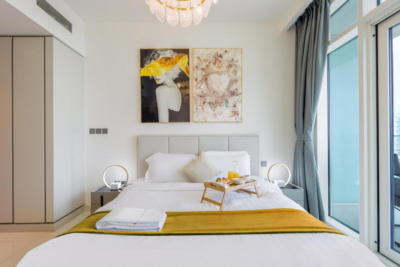 Appartement Livbnb - Lush 3 Bedroom With Marina And Skyline Views Dubaï