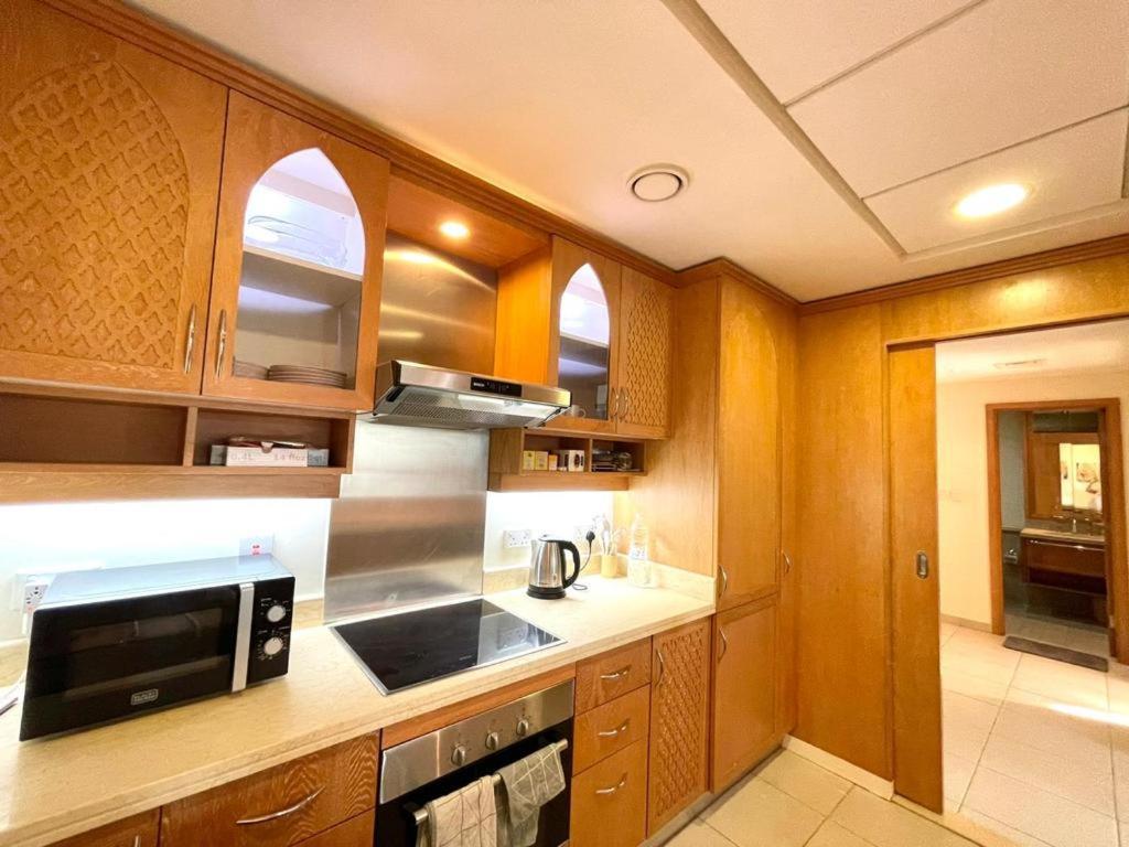 Apartamento Bright & Shine Rose 1bdr Fountain View Dubái