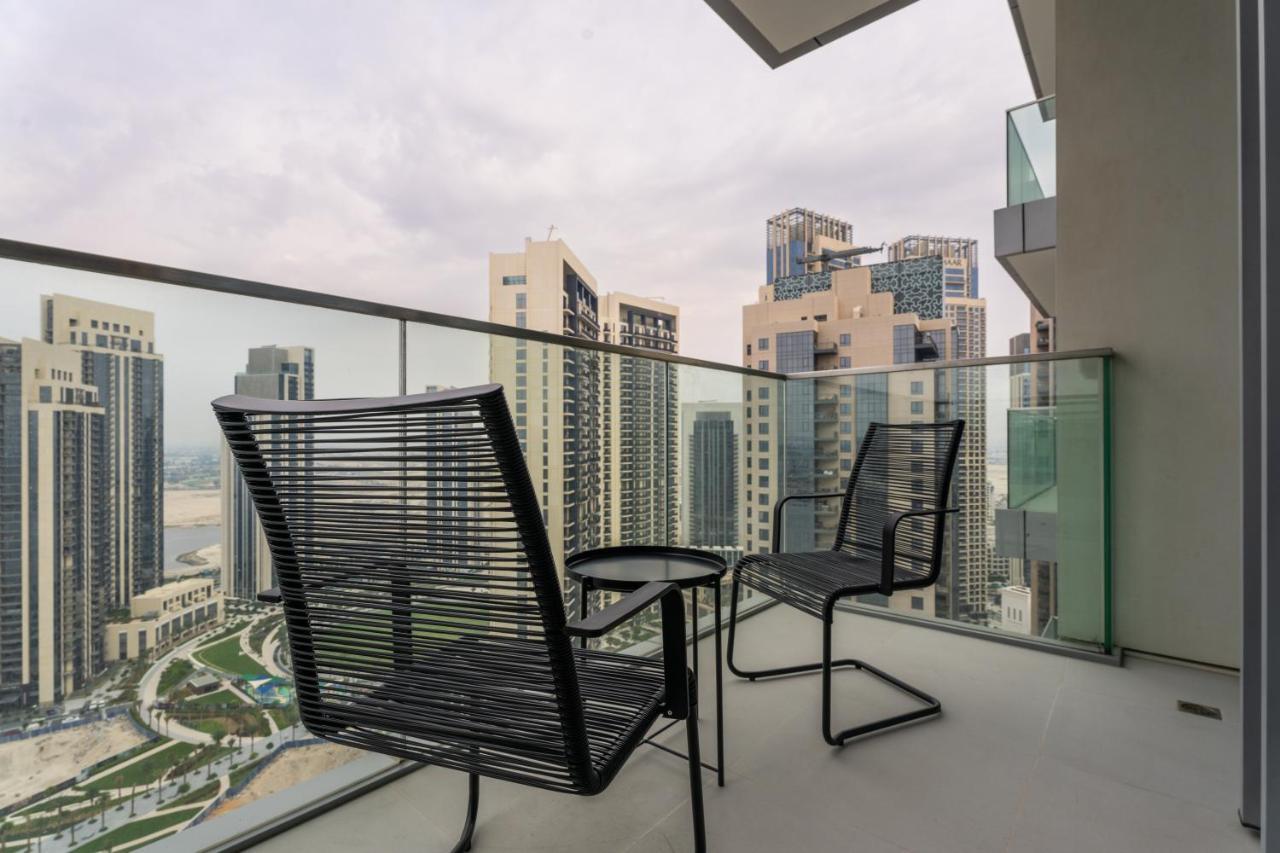 Apartemen Elegant Luxury With Stunning Views In Creek Harbour Dubai