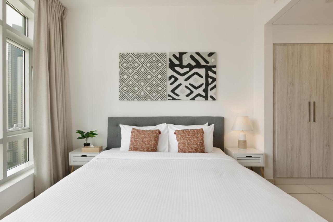 Maison Privee - Apt With Danish Twist & Burj Khalifa Views Dubái