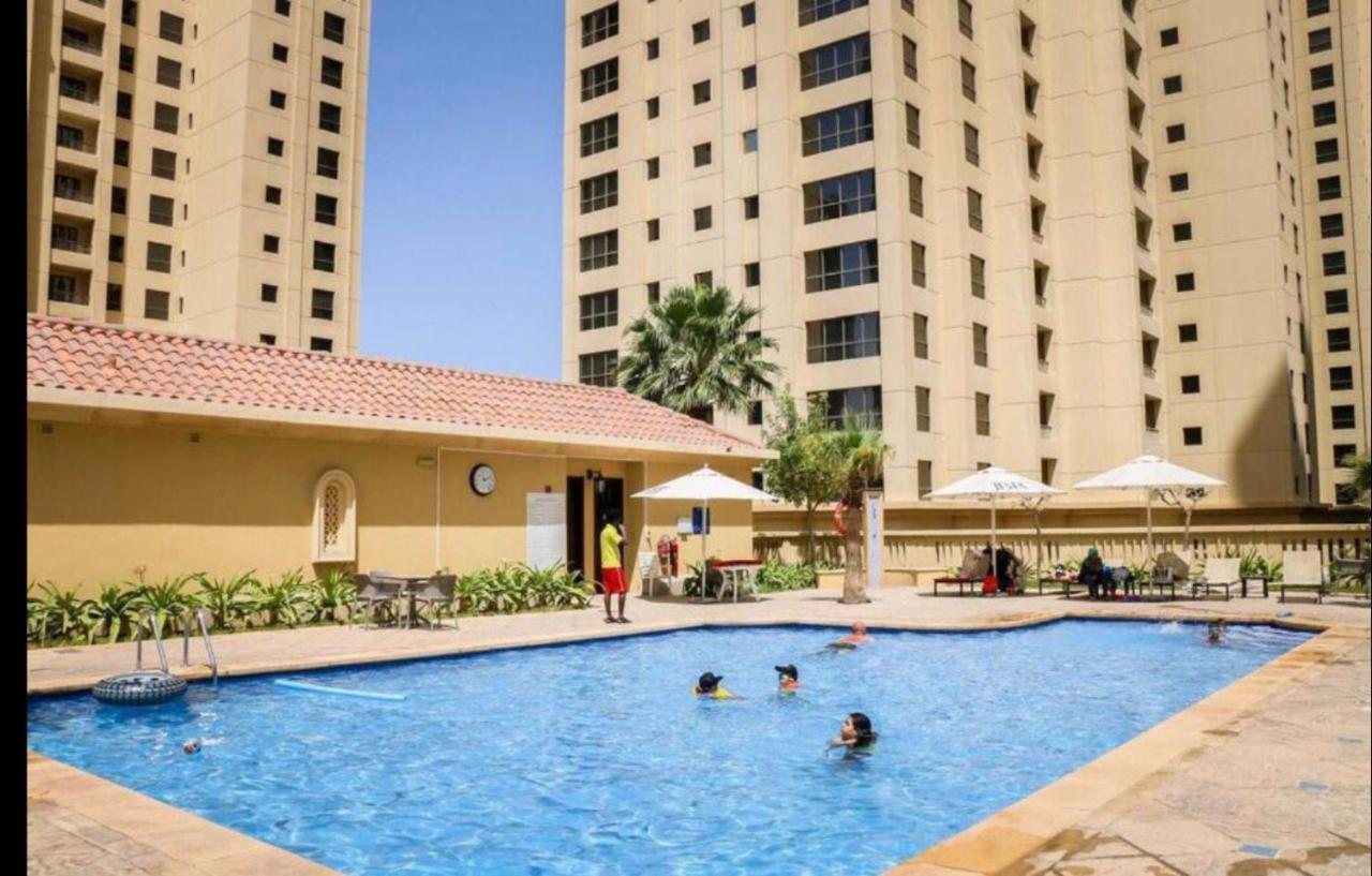 Case de vacanță Charming Spacious In The Heart Of Jbr By Sweet Homes
