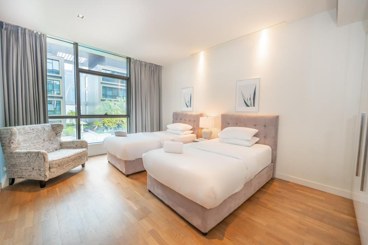 Fam Living - Walk - Urban Staycations Appartement *