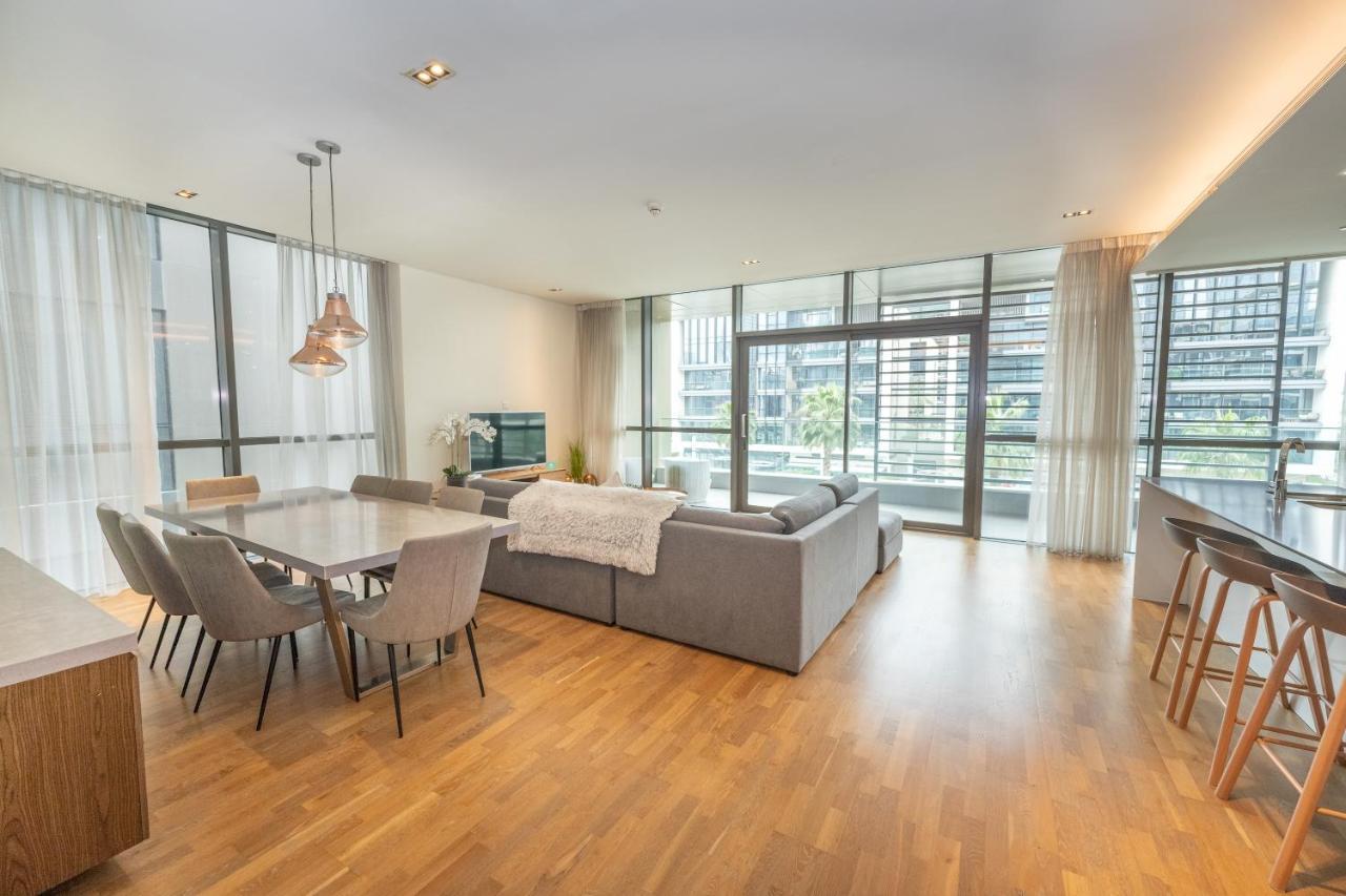 Fam Living - Walk - Urban Staycations Appartement *