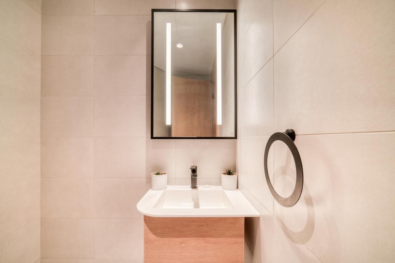 Marquise Square, Business Bay - Mint *
